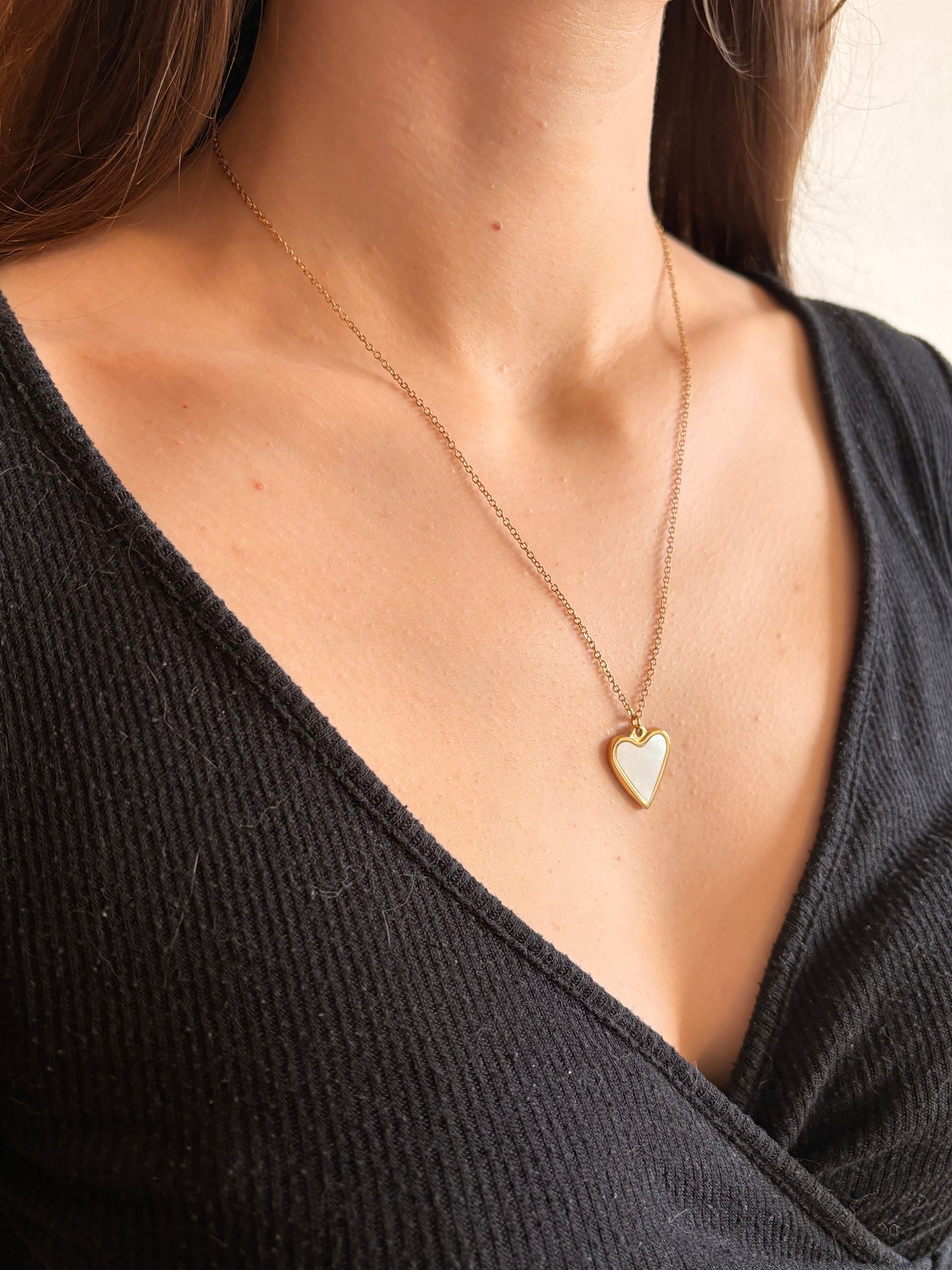 Collier Elara