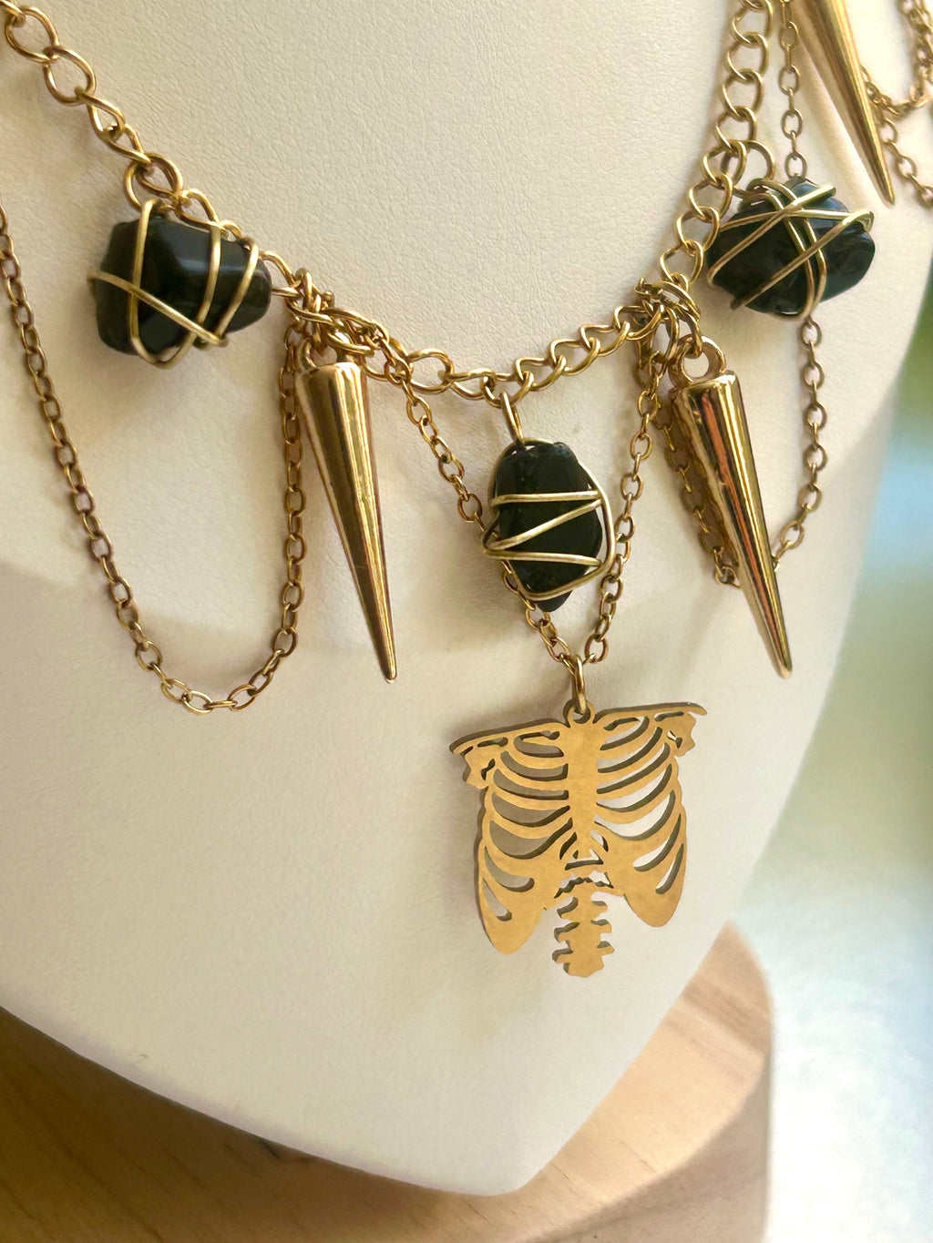 Collier « Abysses d’or »