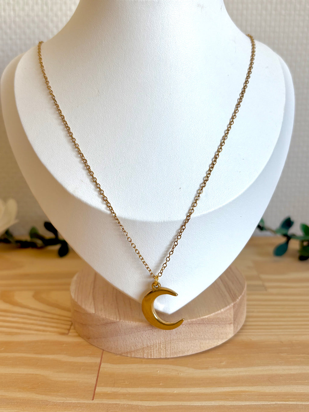 Collier « Lune Éternelle »