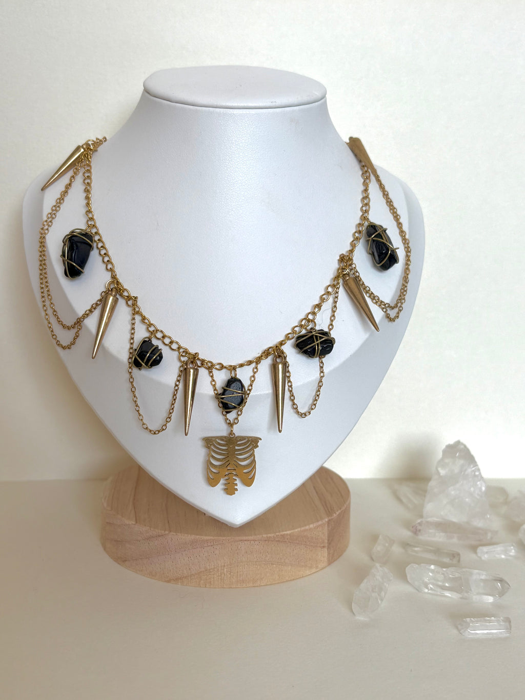 Collier « Abysses d’or »