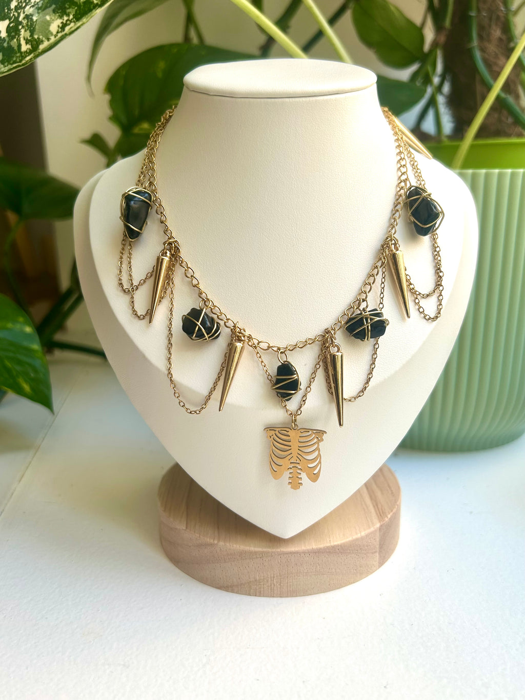 Collier « Abysses d’or »