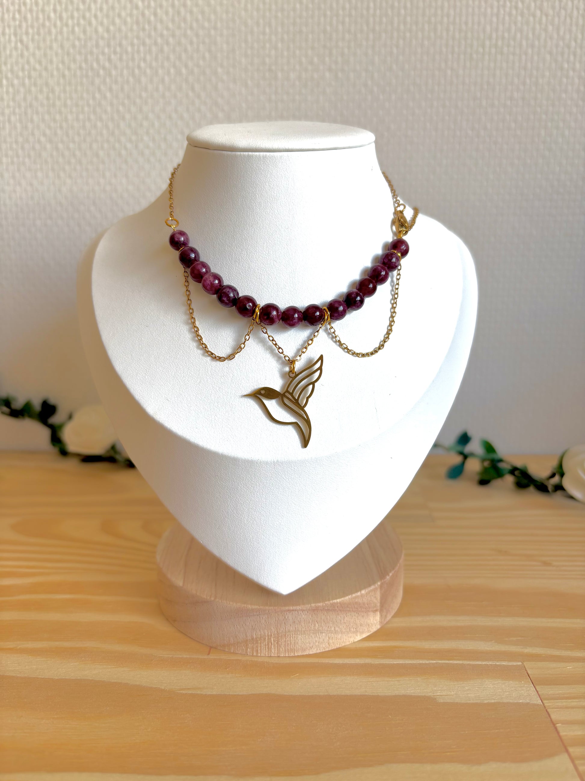 Collier « Colibri de grenat »