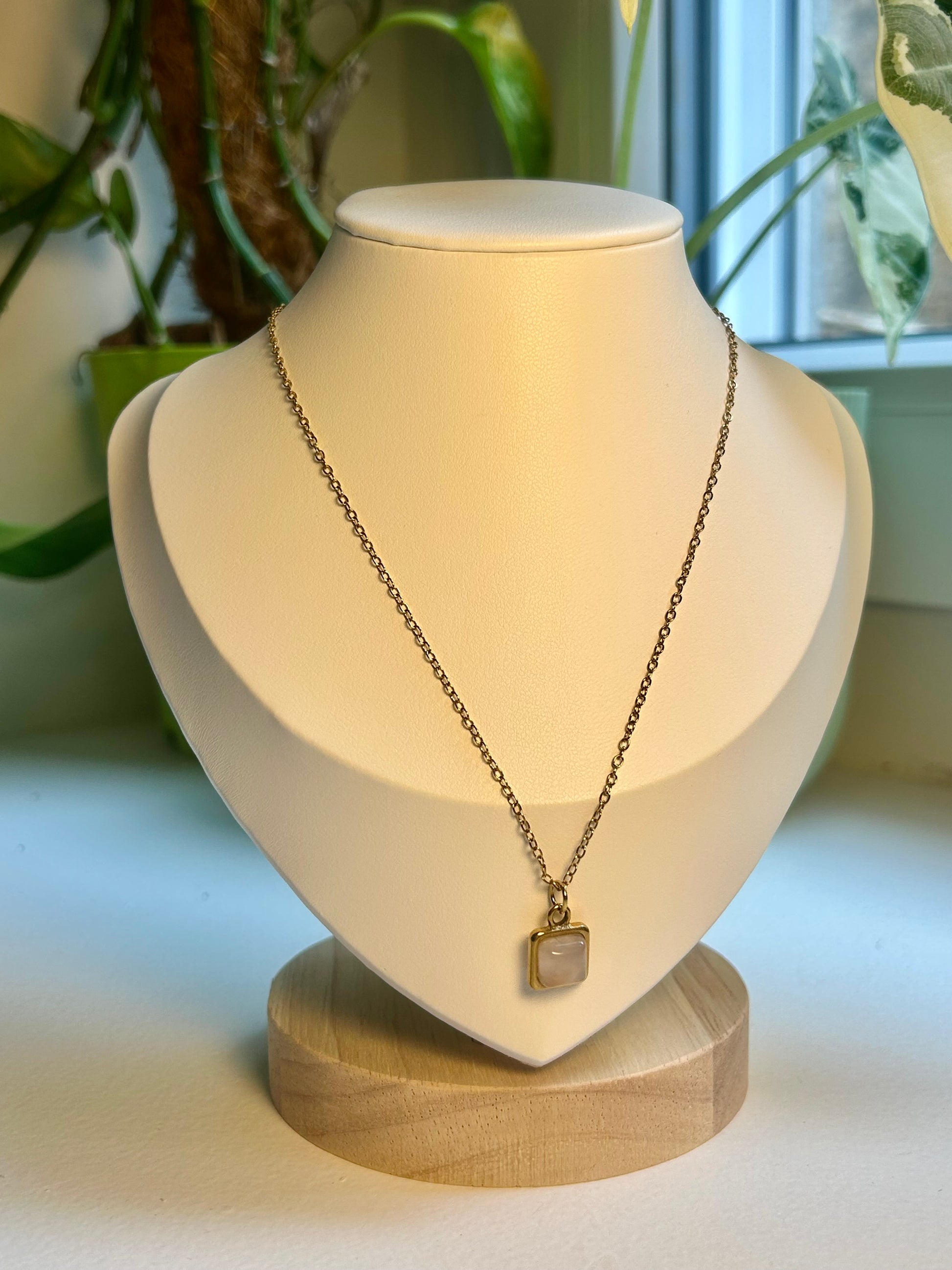 Collier "carré de Quartz"