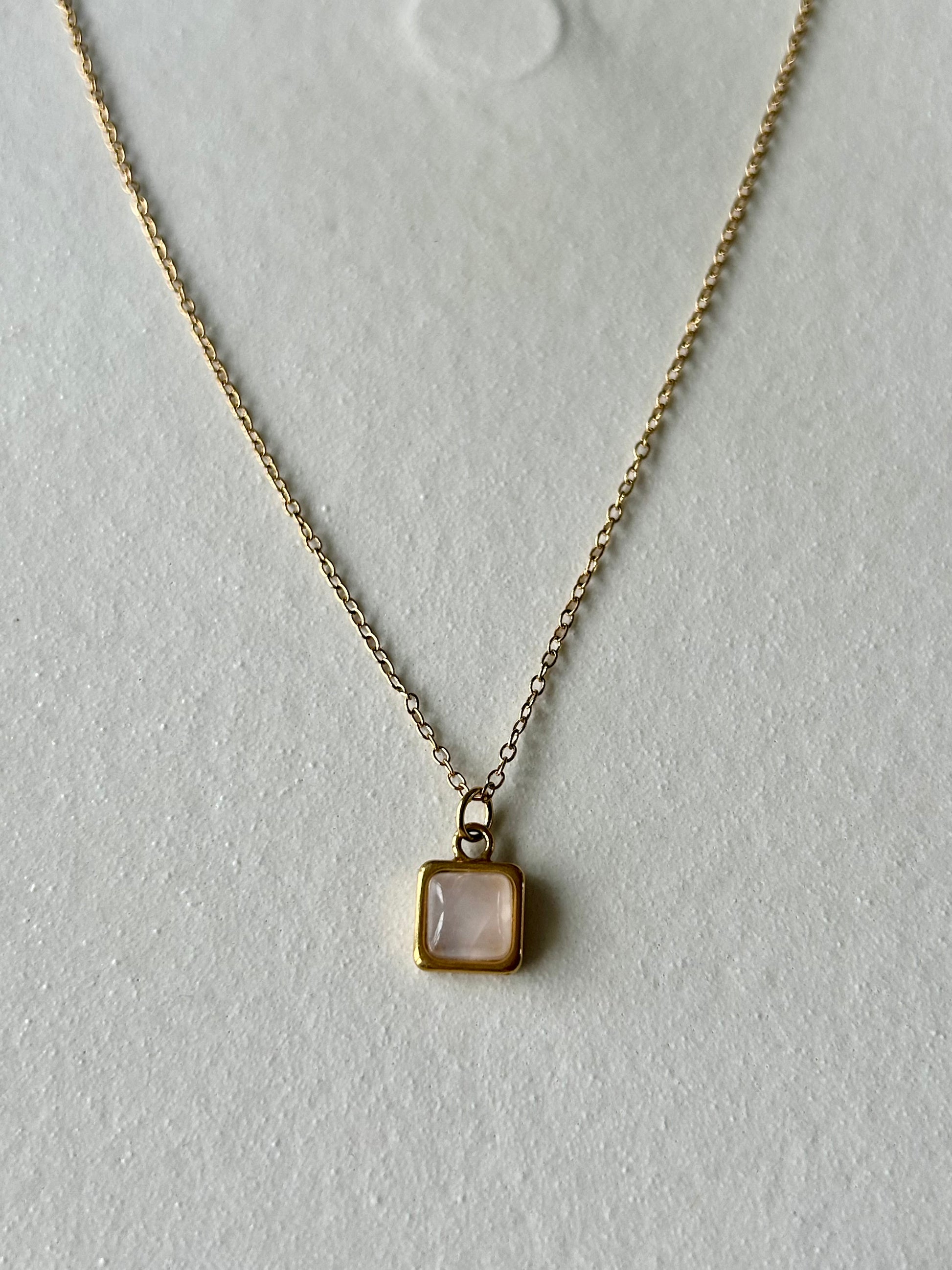 Collier "carré de Quartz"