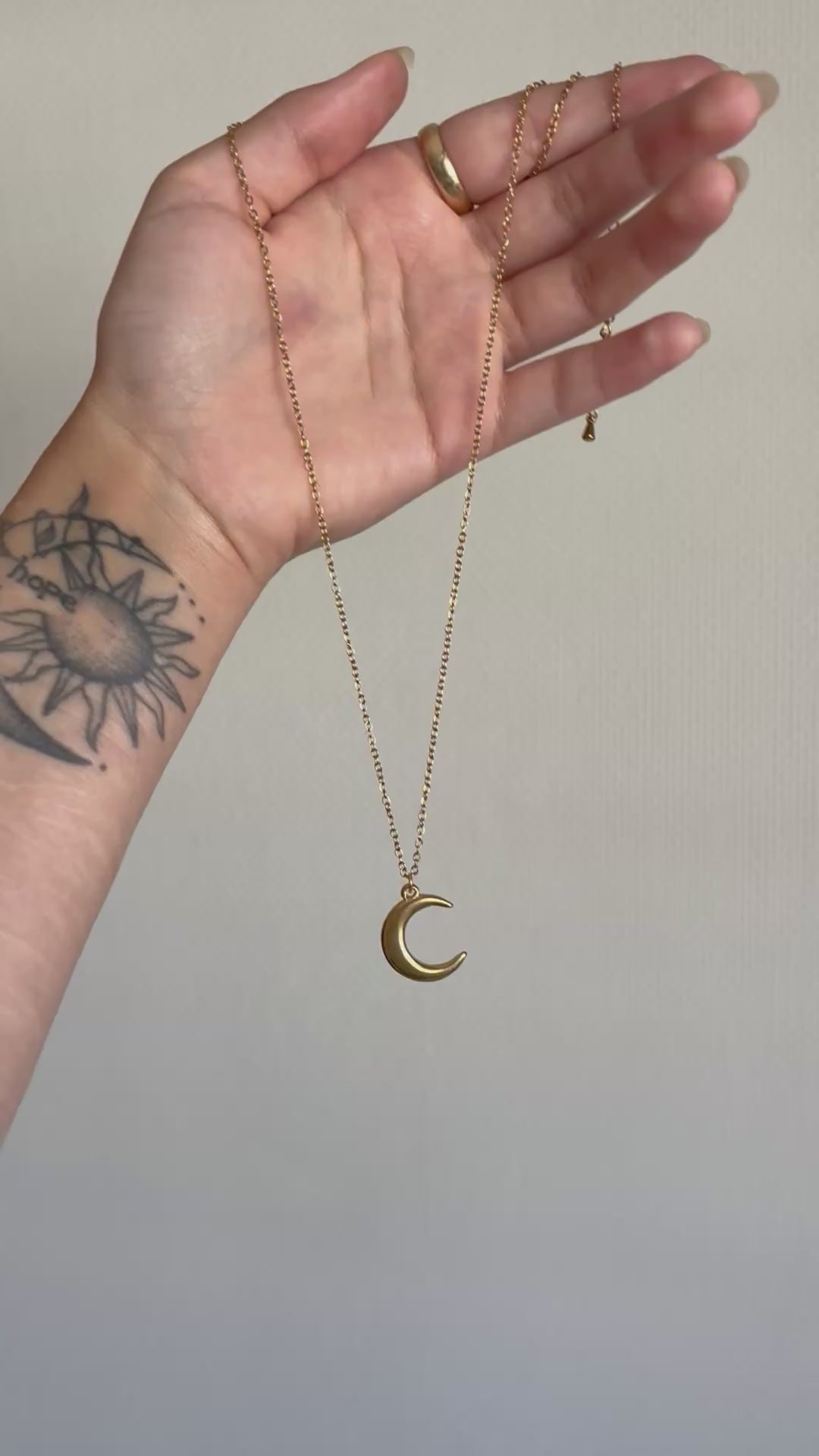 Collier « Lune Éternelle »